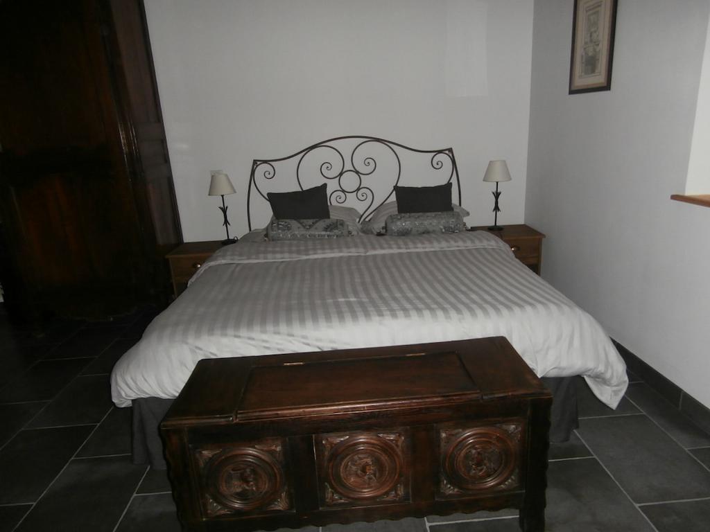 L'Apotheis Bed & Breakfast Saint-Thegonnec Loc-Eguiner Phòng bức ảnh